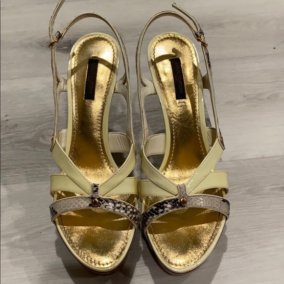 Louis Vuitton Vintage Snake Skin Wood Bottom Heels - 39 - Picture 5 of 10